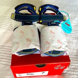 See Kai Run, Cyrus III, Navy. Size 7 toddler boy.